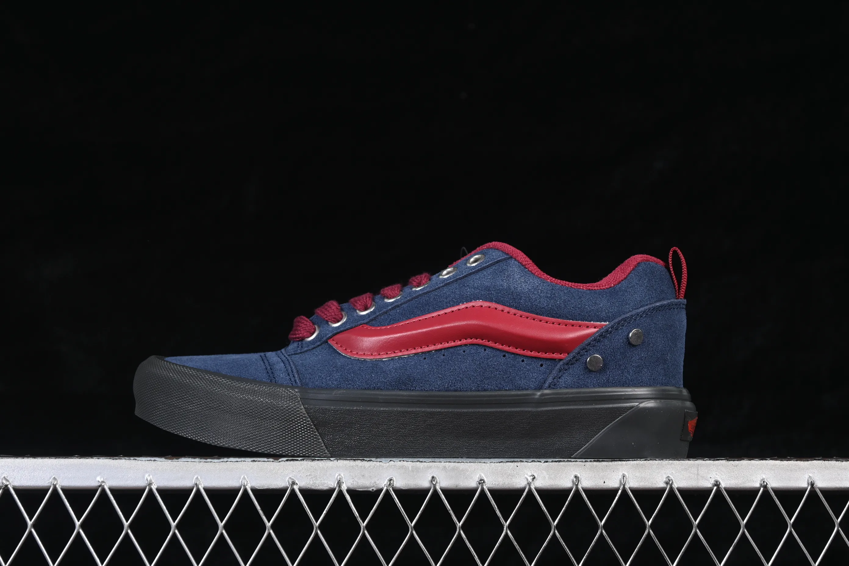 All categories Vans Vans series Vans Low Vans low-top Vans Sku-Skool Vans official low-top casual sneakers VN009QCBDAK